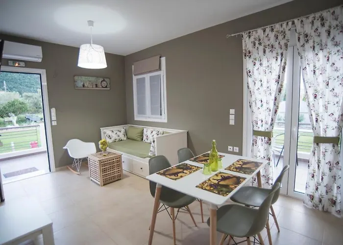 Casa Di Varco Holiday home Frinion