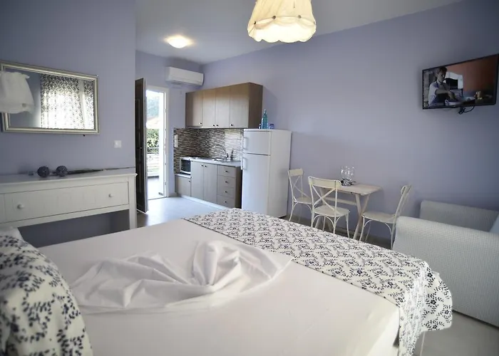 Casa Di Varco Holiday home Frinion